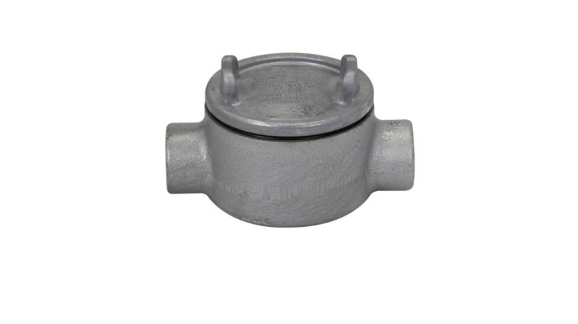 The Eaton Crouse-Hinds GUAC26 is a rugged, Feraloy iron alloy conduit outlet box designed for Class I, Division 1 hazardous locations in oil and gas environments