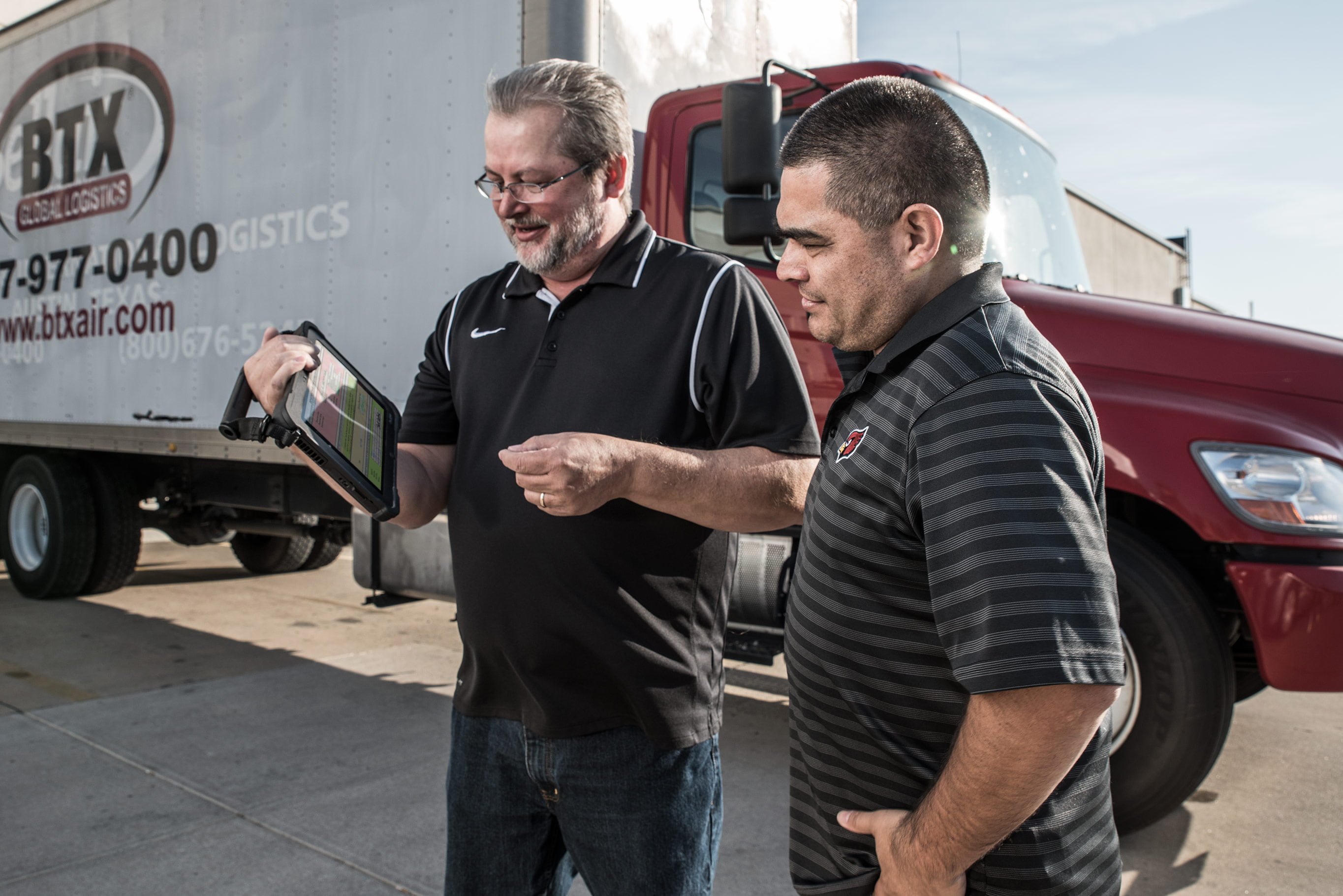 Intrinsically Safe Tablet Xplore Bobcat Transportation