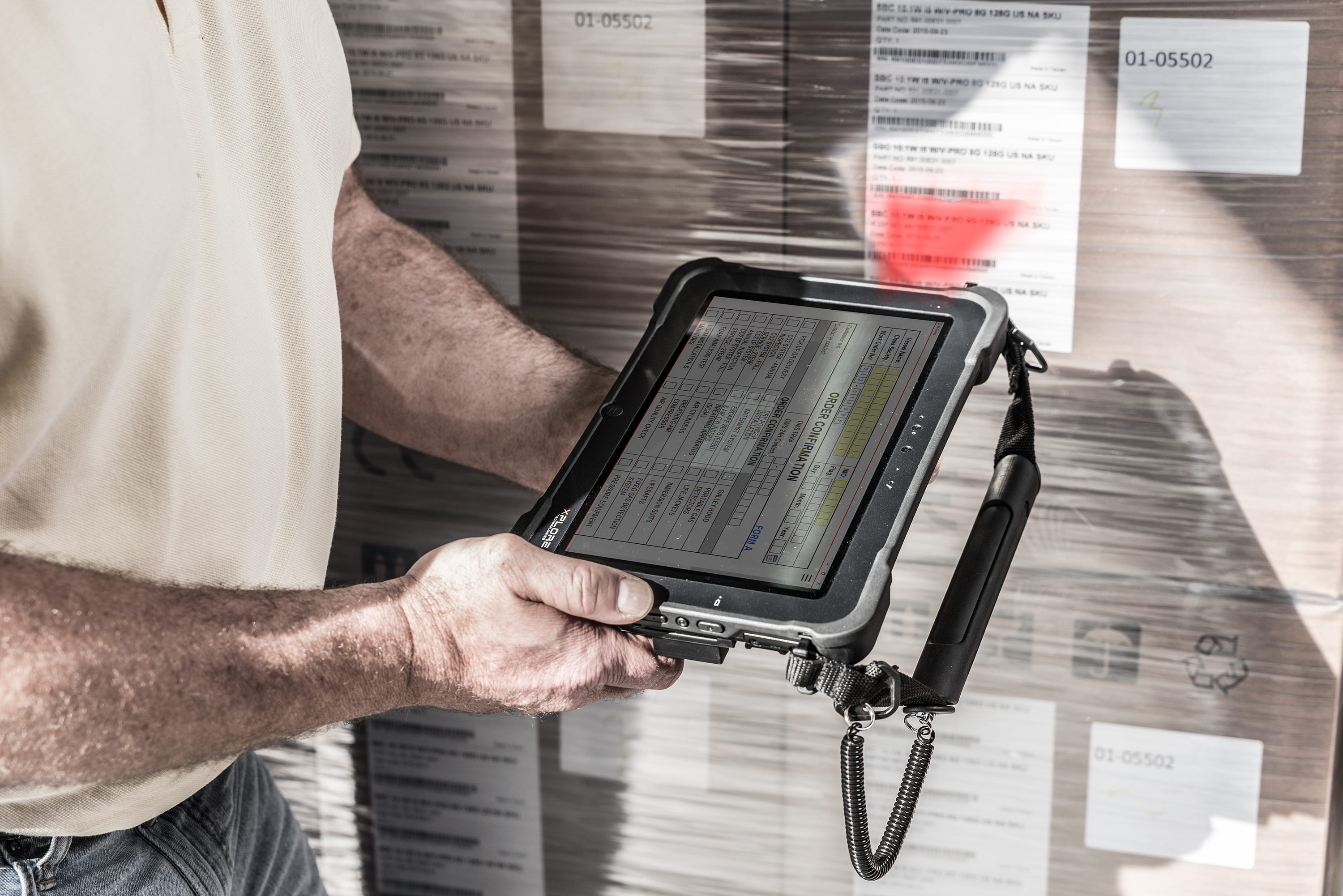 Intrinsically Safe Tablet Xplore Bobcat Utilities and Telco